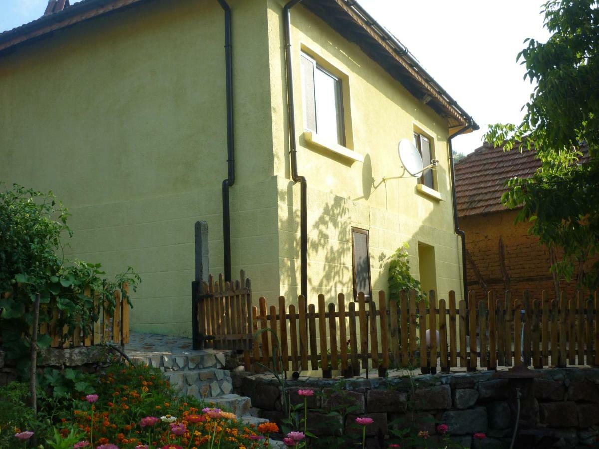 Guest House „Ivanovata House” Yanovets Ngoại thất bức ảnh