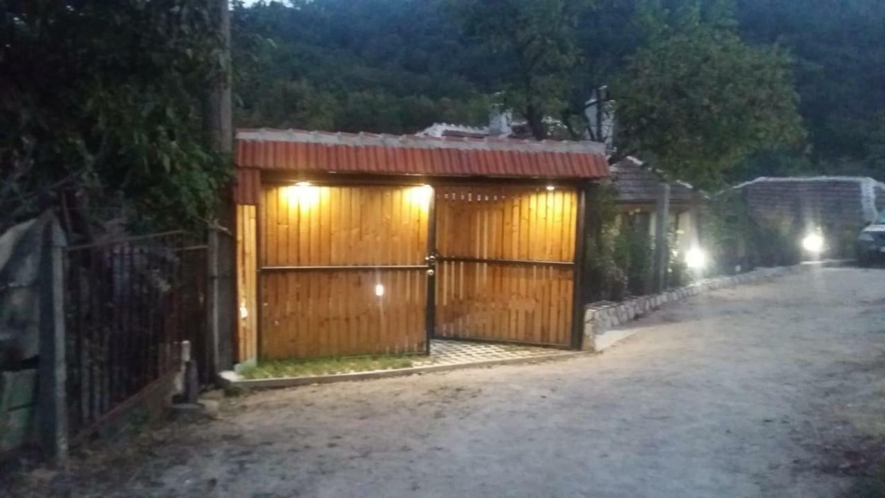 Guest House „Ivanovata House” Yanovets Ngoại thất bức ảnh